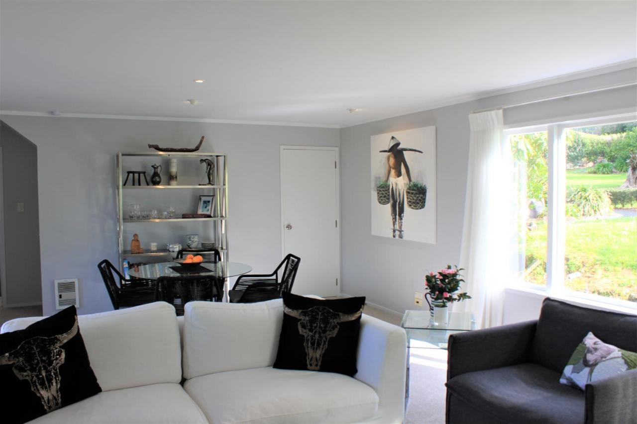 Brenton Lodge Whangamata Buitenkant foto